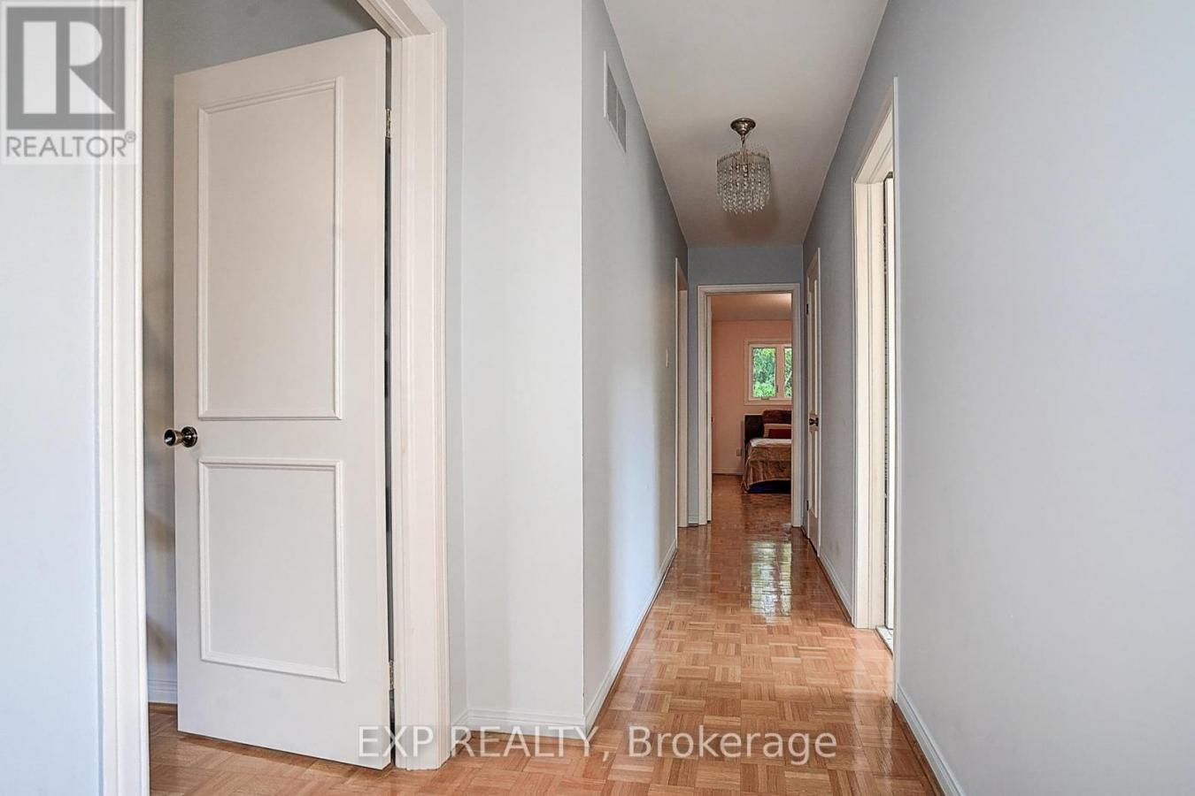 Toronto (Bathurst Manor), ON, M3H3S2, Canada, 4 Bedrooms Bedrooms, ,Residential,For Sale,1839341