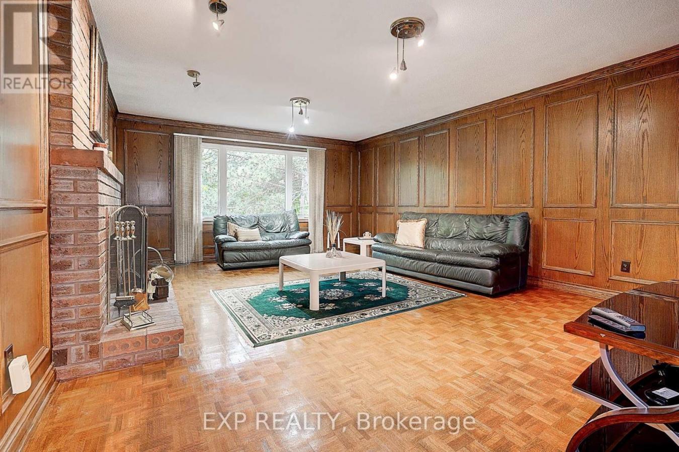 Toronto (Bathurst Manor), ON, M3H3S2, Canada, 4 Bedrooms Bedrooms, ,Residential,For Sale,1839341