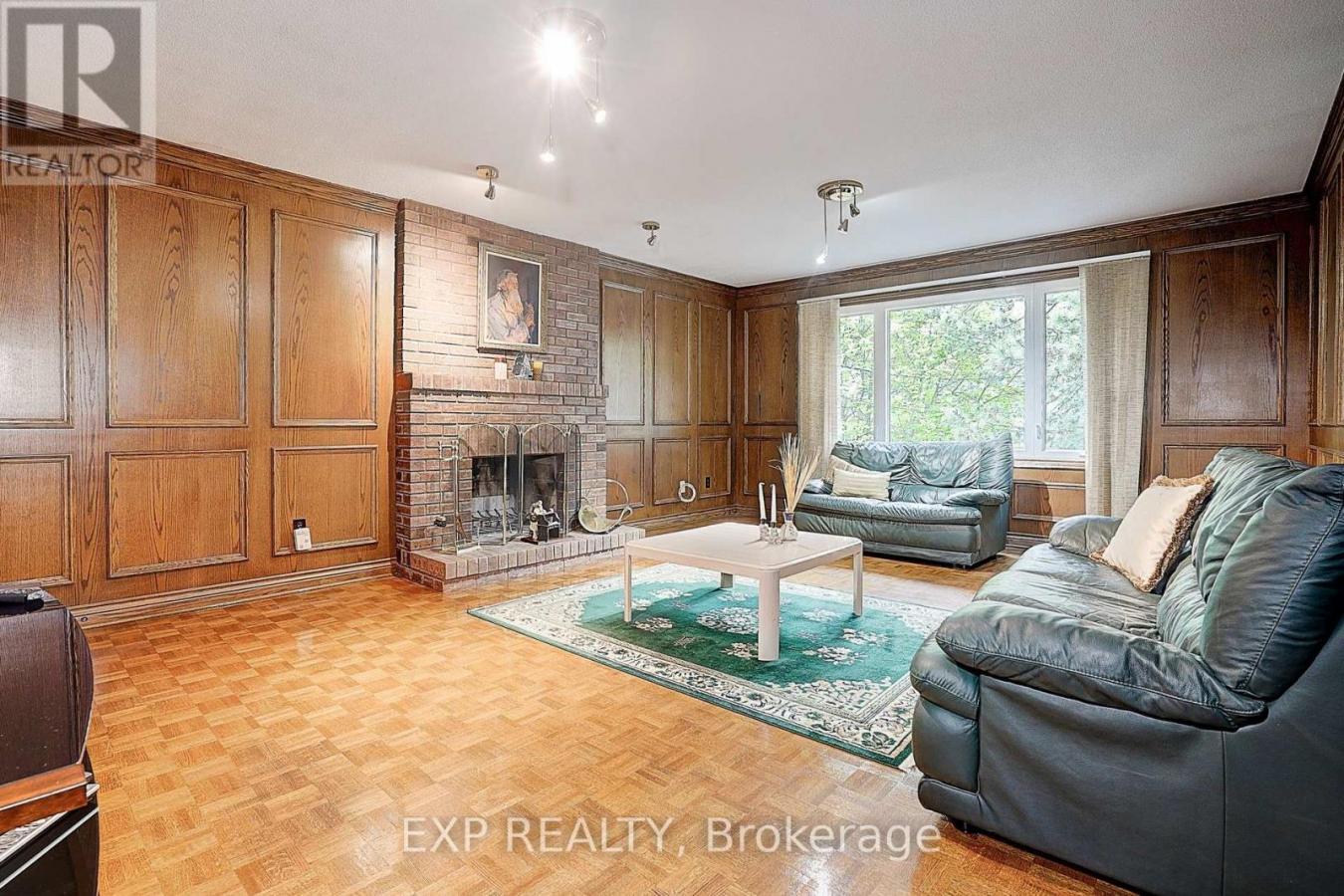 Toronto (Bathurst Manor), ON, M3H3S2, Canada, 4 Bedrooms Bedrooms, ,Residential,For Sale,1839341