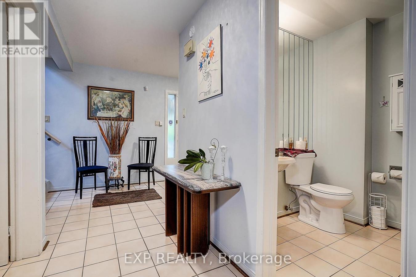 Toronto (Bathurst Manor), ON, M3H3S2, Canada, 4 Bedrooms Bedrooms, ,Residential,For Sale,1839341