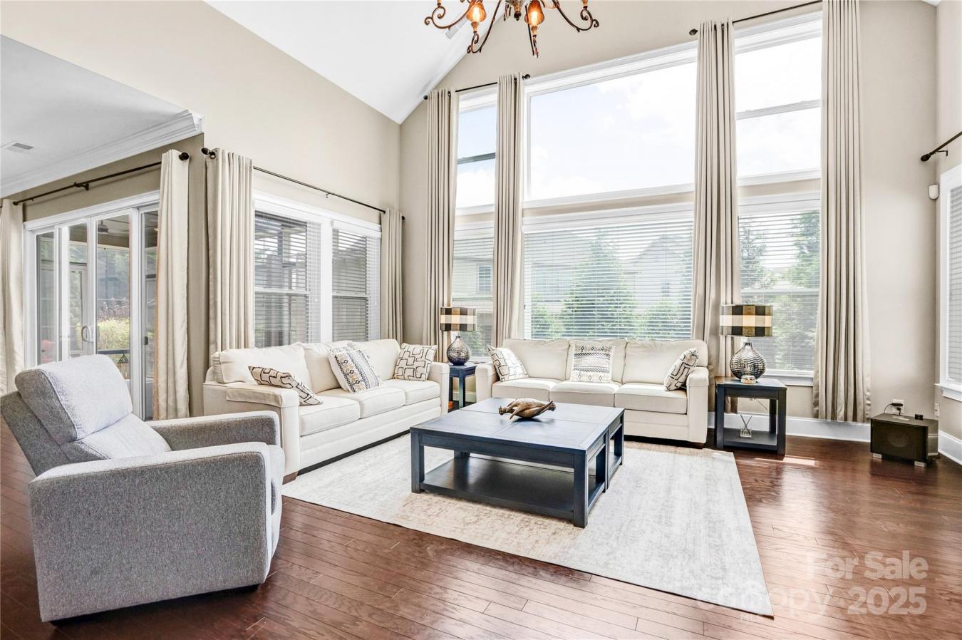 Charlotte, North Carolina, 28278, United States, 5 Bedrooms Bedrooms, ,4 BathroomsBathrooms,Residential,For Sale,1839339