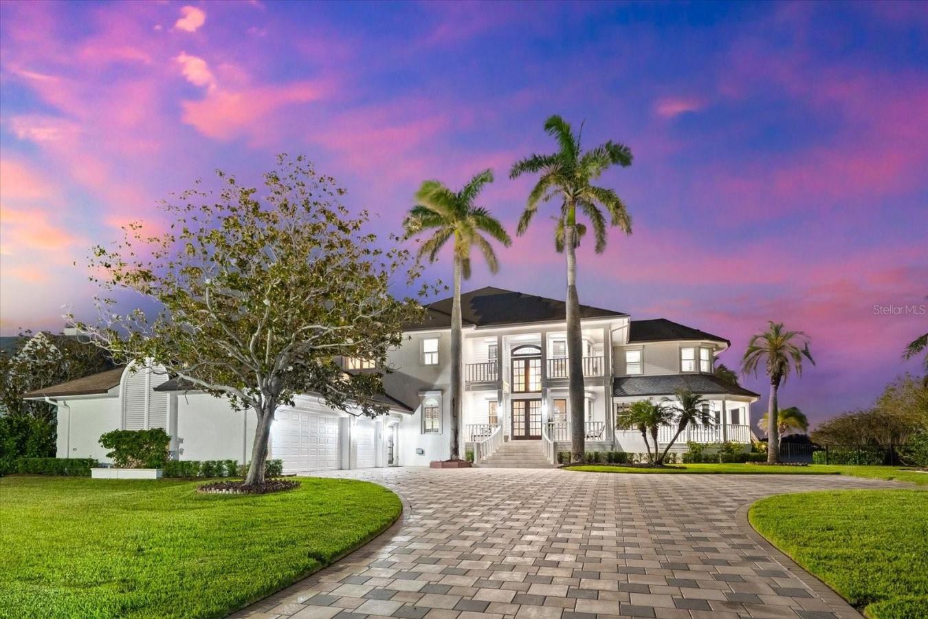 BELLEAIR, Florida, 33756, United States, 5 Bedrooms Bedrooms, ,7 BathroomsBathrooms,Residential,For Sale,1839336
