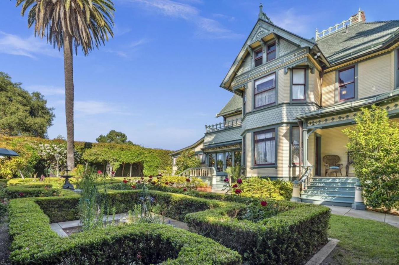 Escondido, California, 92025, United States, 4 Bedrooms Bedrooms, ,2 BathroomsBathrooms,Residential,For Sale,1839332