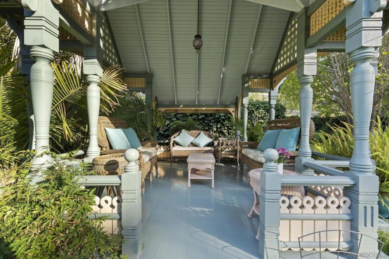 Escondido, California, 92025, United States, 4 Bedrooms Bedrooms, ,2 BathroomsBathrooms,Residential,For Sale,1839332