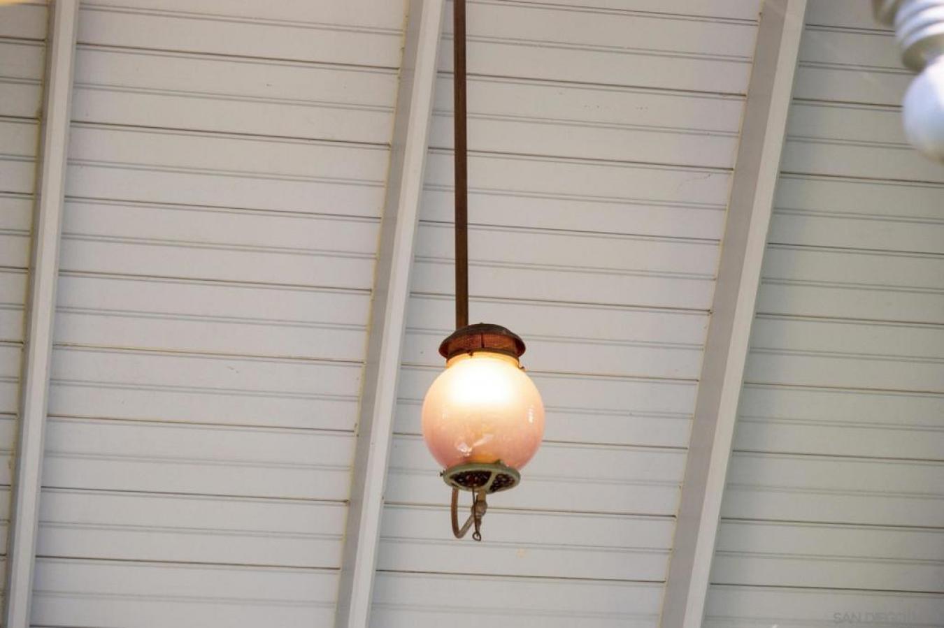 Escondido, California, 92025, United States, 4 Bedrooms Bedrooms, ,2 BathroomsBathrooms,Residential,For Sale,1839332