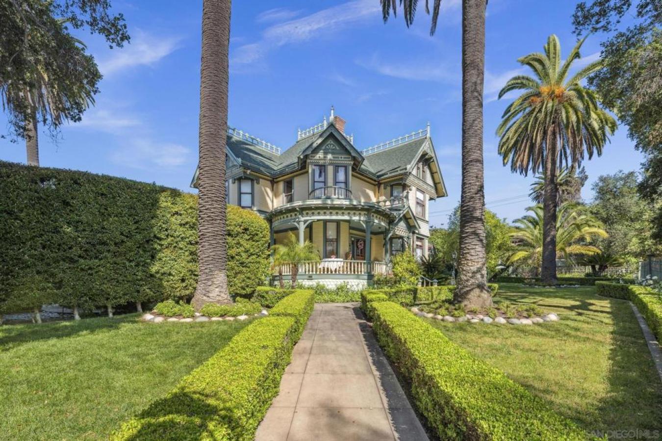 Escondido, California, 92025, United States, 4 Bedrooms Bedrooms, ,2 BathroomsBathrooms,Residential,For Sale,1839332