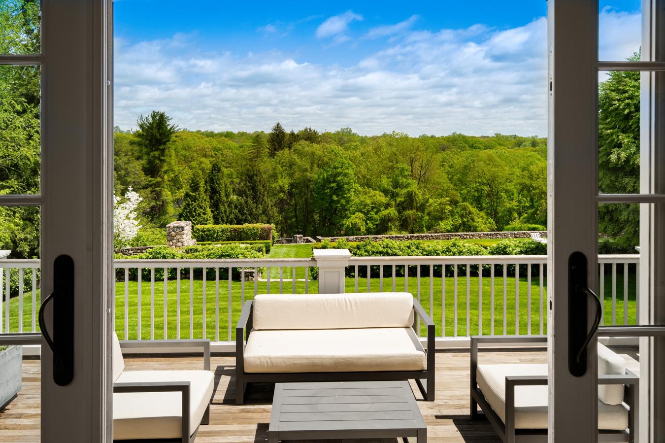 New Canaan, Fairfield, 06840, United States, 6 Bedrooms Bedrooms, ,5 BathroomsBathrooms,Residential,For Sale,1829766