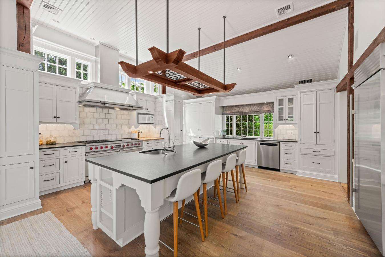New Canaan, Fairfield, 06840, United States, 6 Bedrooms Bedrooms, ,5 BathroomsBathrooms,Residential,For Sale,1829766
