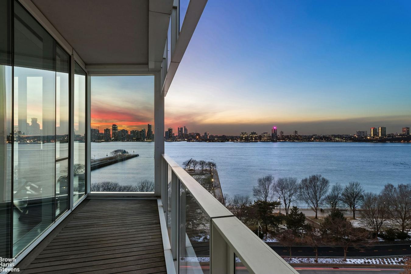 West Village, New York, 10014, United States, 2 Bedrooms Bedrooms, ,2 BathroomsBathrooms,Residential,For Sale,1832137