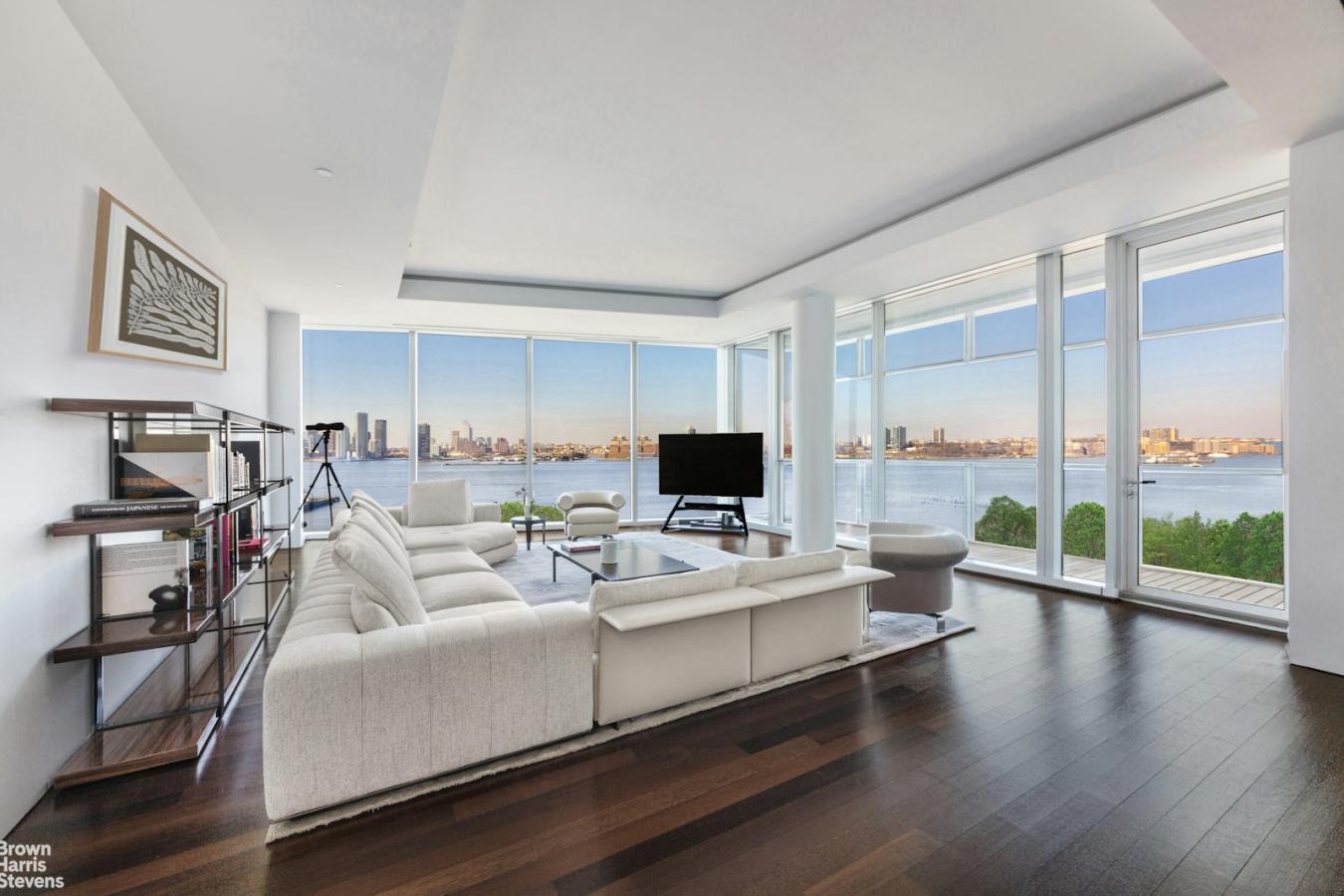 West Village, New York, 10014, United States, 2 Bedrooms Bedrooms, ,2 BathroomsBathrooms,Residential,For Sale,1832137
