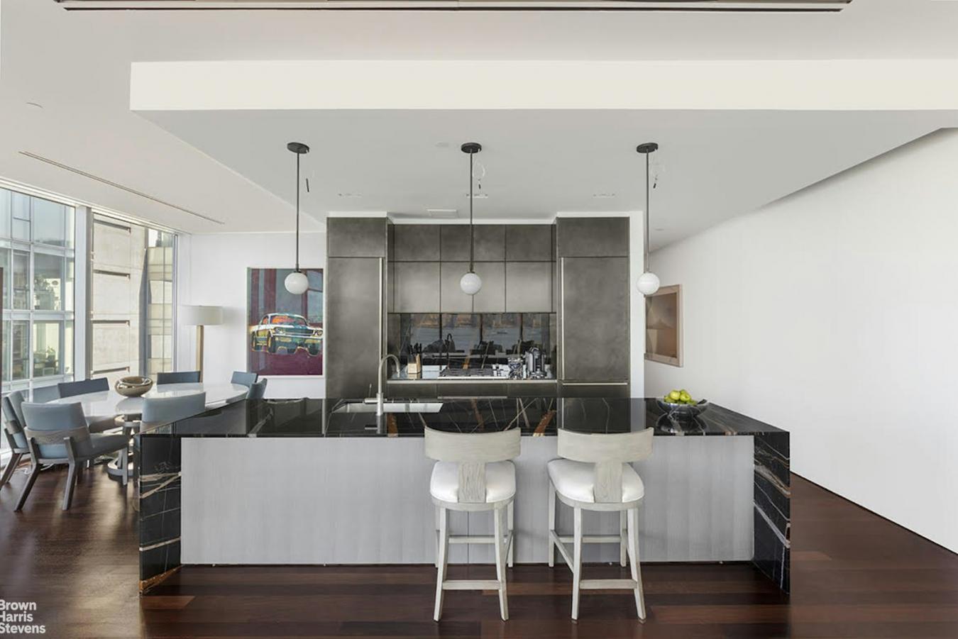 West Village, New York, 10014, United States, 2 Bedrooms Bedrooms, ,2 BathroomsBathrooms,Residential,For Sale,1832137