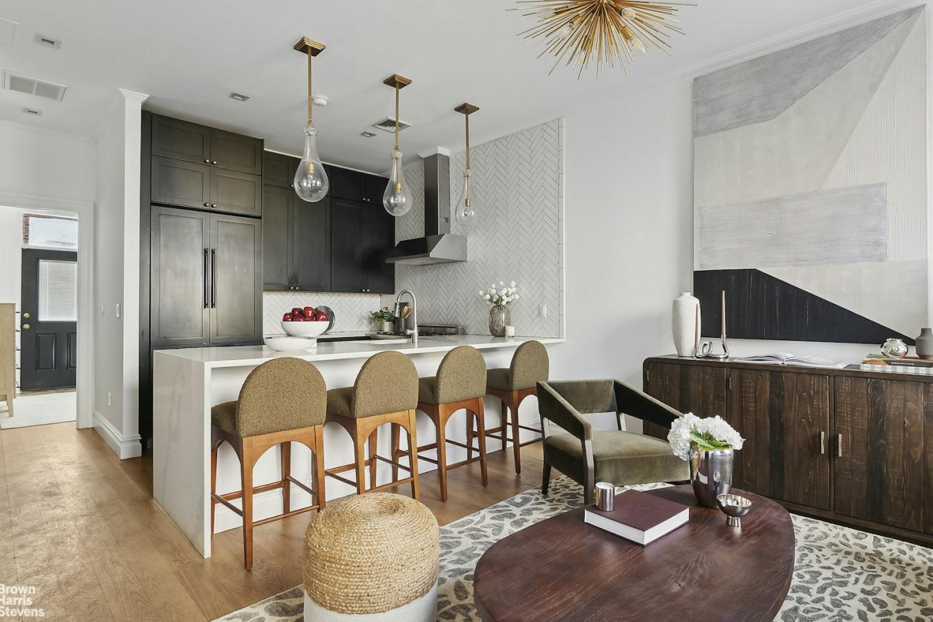 Williamsburg, South side, New York, 11211, United States, 5 Bedrooms Bedrooms, ,4 BathroomsBathrooms,Residential,For Sale,1919342