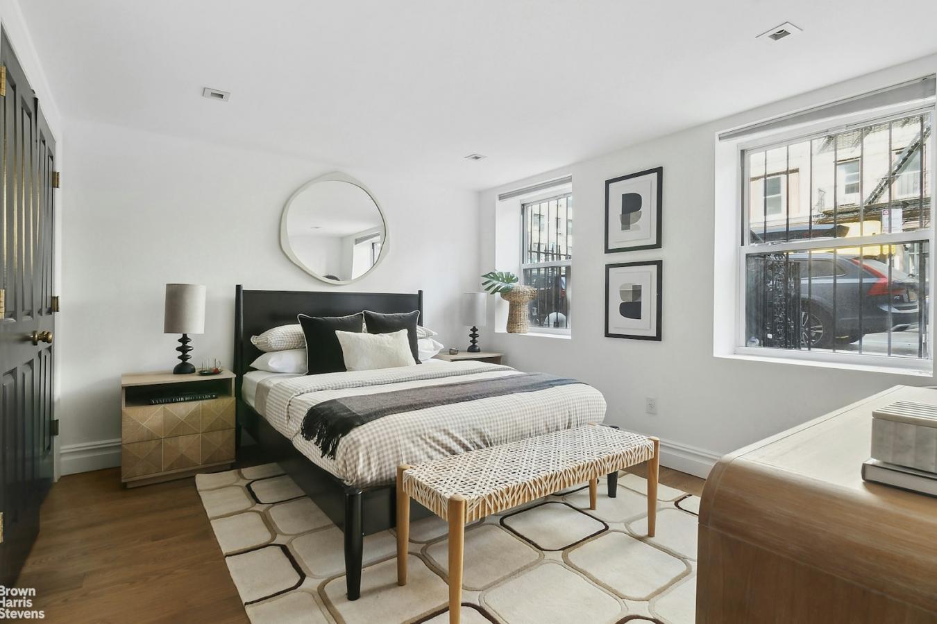 Williamsburg, South side, New York, 11211, United States, 5 Bedrooms Bedrooms, ,4 BathroomsBathrooms,Residential,For Sale,1919342