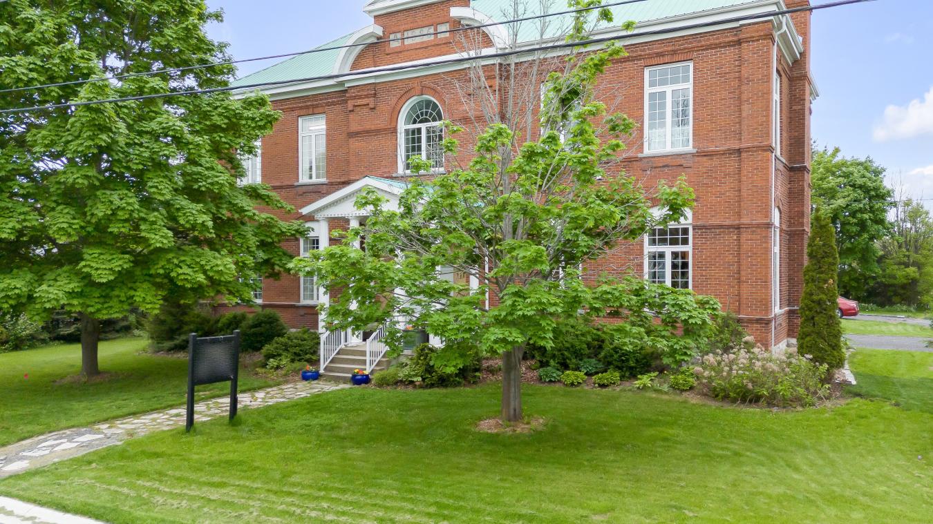 Odessa, ON, K0H 2H0, Canada, 4 Bedrooms Bedrooms, ,2 BathroomsBathrooms,Residential,For Sale,1839658