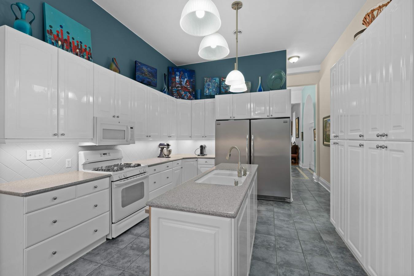 Odessa, ON, K0H 2H0, Canada, 4 Bedrooms Bedrooms, ,2 BathroomsBathrooms,Residential,For Sale,1839658