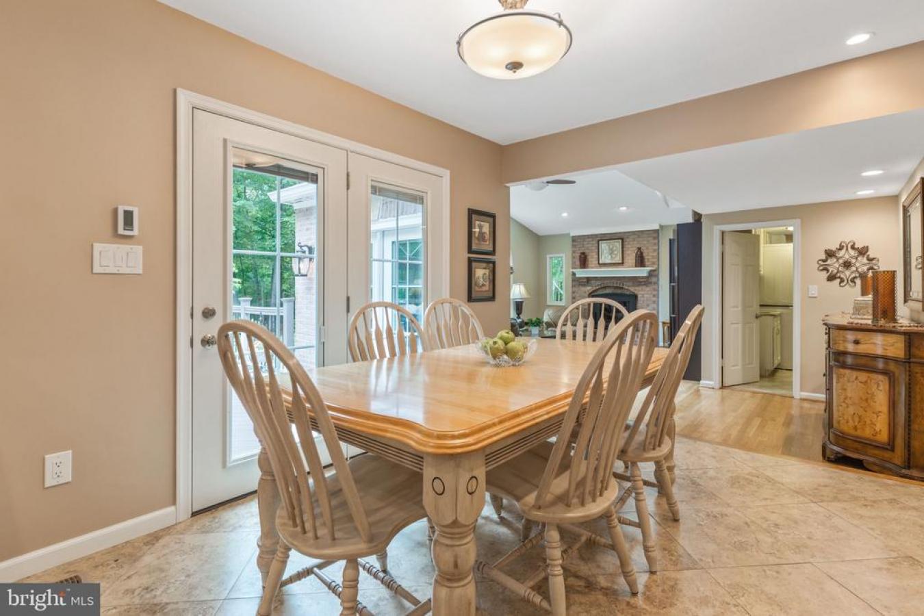 Fairfax Station, Virginia, 22039, United States, 4 Bedrooms Bedrooms, ,3 BathroomsBathrooms,Residential,For Sale,1839655