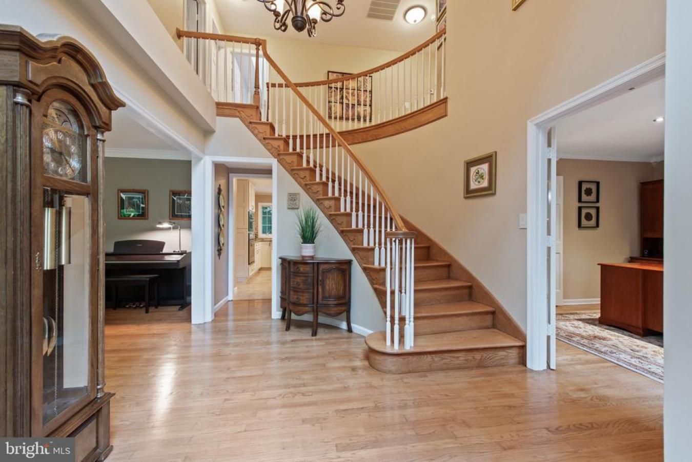 Fairfax Station, Virginia, 22039, United States, 4 Bedrooms Bedrooms, ,3 BathroomsBathrooms,Residential,For Sale,1839655