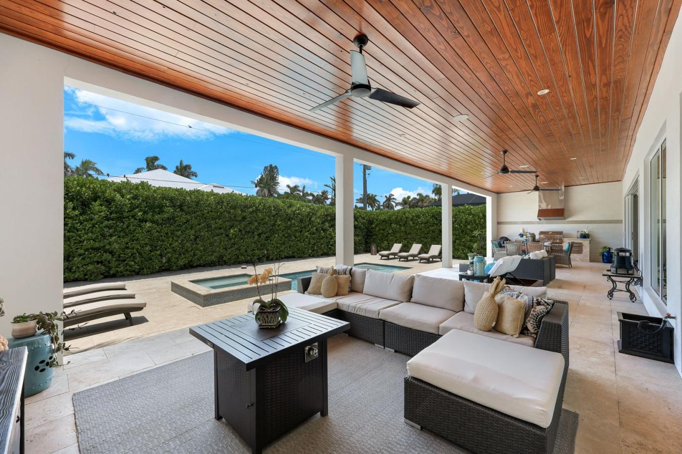 Naples, Florida, 34103, United States, 3 Bedrooms Bedrooms, ,3 BathroomsBathrooms,Residential,For Sale,1831657