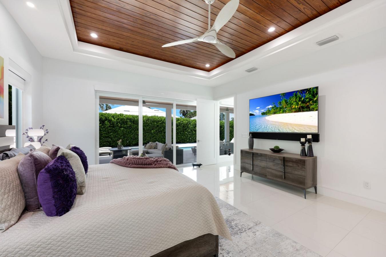 Naples, Florida, 34103, United States, 3 Bedrooms Bedrooms, ,3 BathroomsBathrooms,Residential,For Sale,1831657