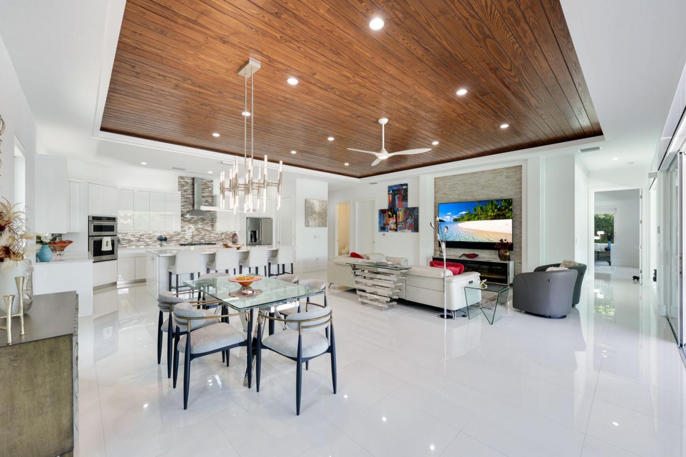 Naples, Florida, 34103, United States, 3 Bedrooms Bedrooms, ,3 BathroomsBathrooms,Residential,For Sale,1831657