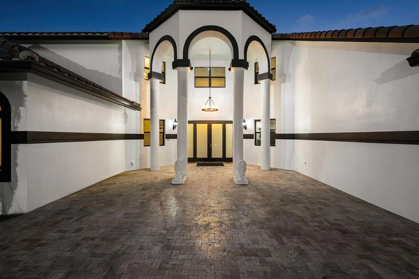 Parkland, Broward, 33067, United States, 8 Bedrooms Bedrooms, ,6 BathroomsBathrooms,Residential,For Sale,1831656