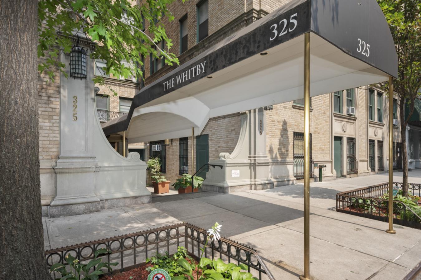 325 W 45 Street, New York, Manhattan, 10036, United States, ,1 BathroomBathrooms,Residential,For Sale,325 W 45 Street,2098043