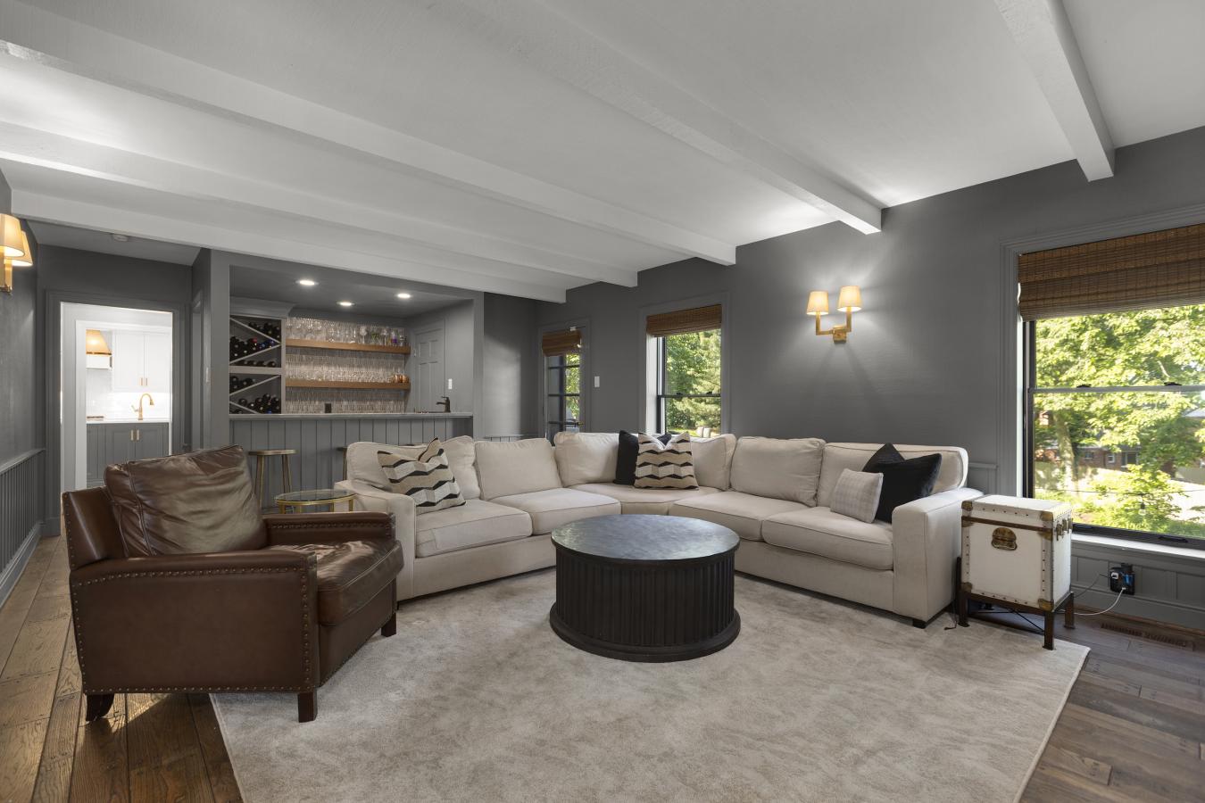 Richmond Heights, Missouri, 63117, United States, 4 Bedrooms Bedrooms, ,3 BathroomsBathrooms,Residential,For Sale,1841192