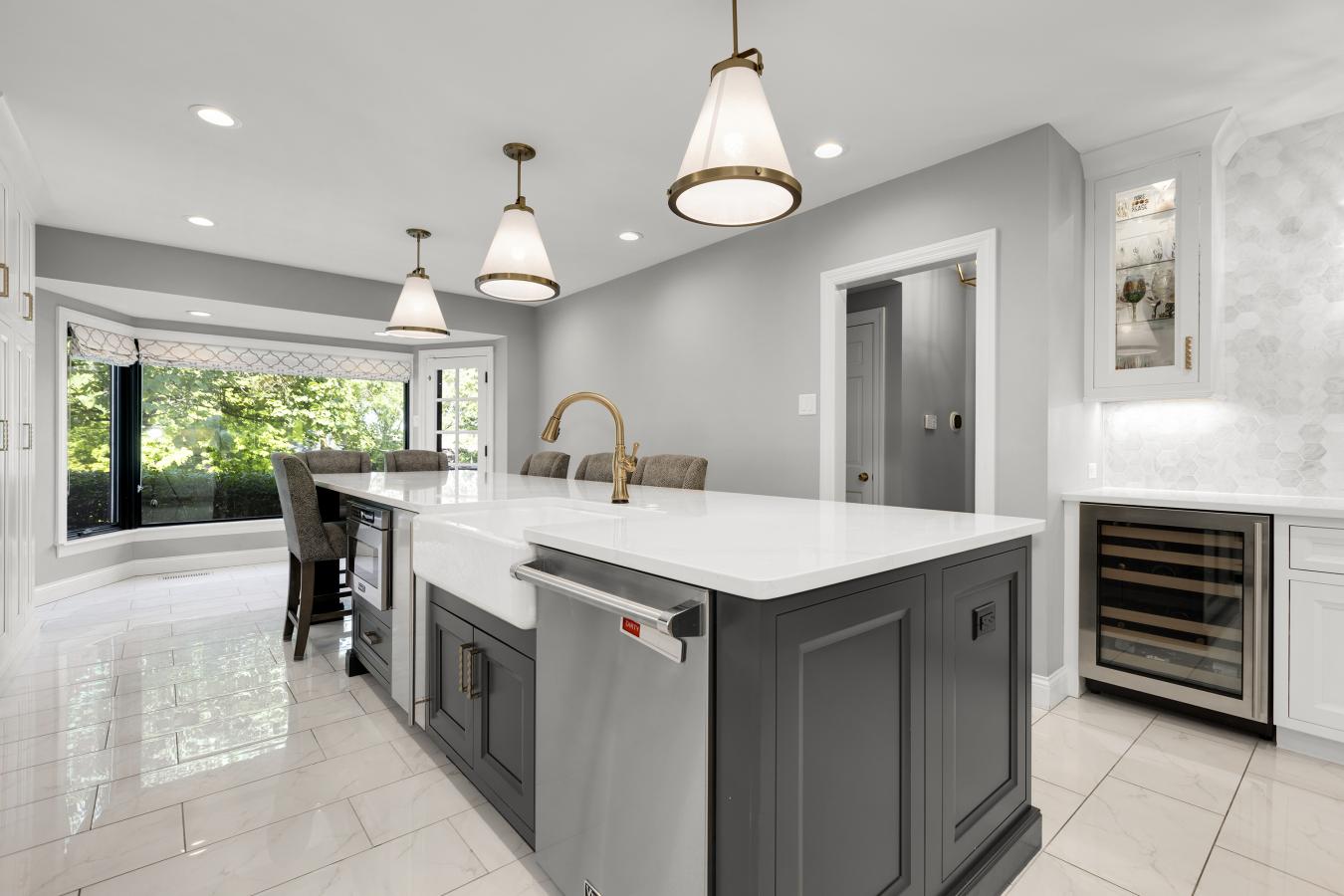 Richmond Heights, Missouri, 63117, United States, 4 Bedrooms Bedrooms, ,3 BathroomsBathrooms,Residential,For Sale,1841192