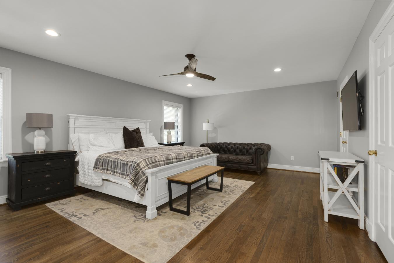 Richmond Heights, Missouri, 63117, United States, 4 Bedrooms Bedrooms, ,3 BathroomsBathrooms,Residential,For Sale,1841192