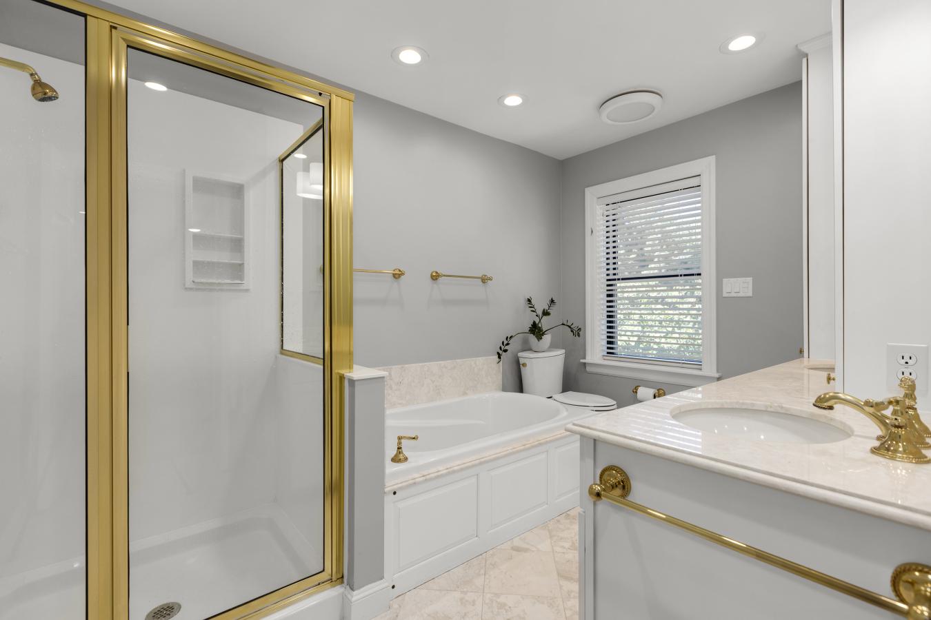 Richmond Heights, Missouri, 63117, United States, 4 Bedrooms Bedrooms, ,3 BathroomsBathrooms,Residential,For Sale,1841192