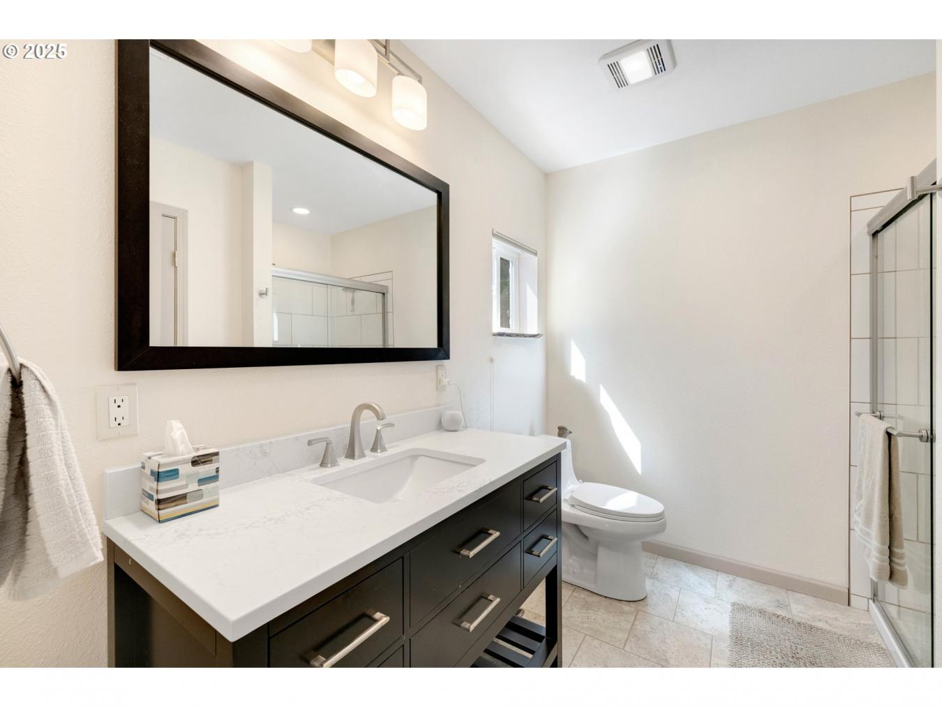 Bandon, Oregon, 97411, United States, 6 Bedrooms Bedrooms, ,5 BathroomsBathrooms,Residential,For Sale,1841191