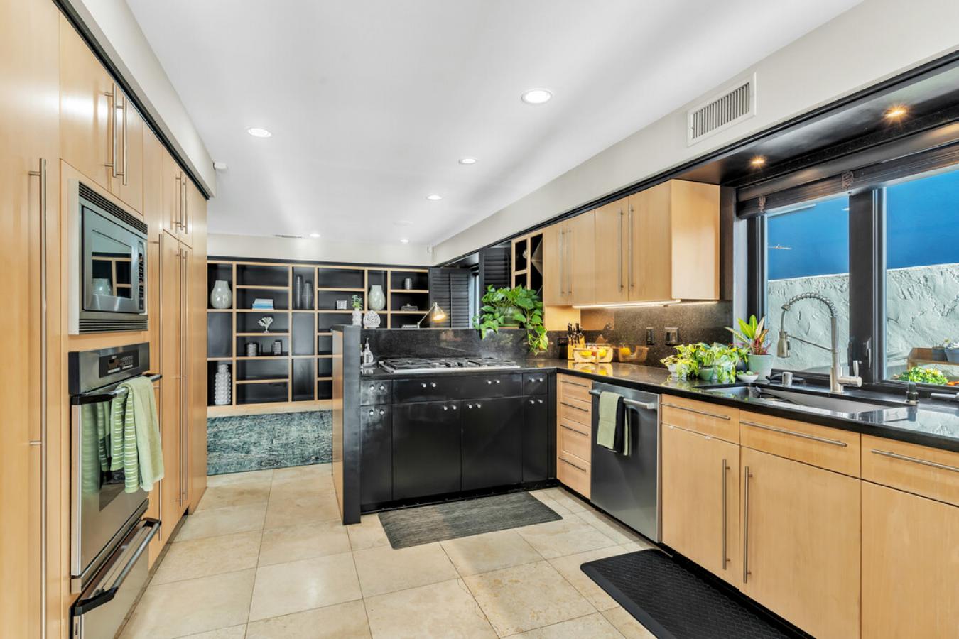 Coronado, California, 92118, United States, 5 Bedrooms Bedrooms, ,3 BathroomsBathrooms,Residential,For Sale,1831652