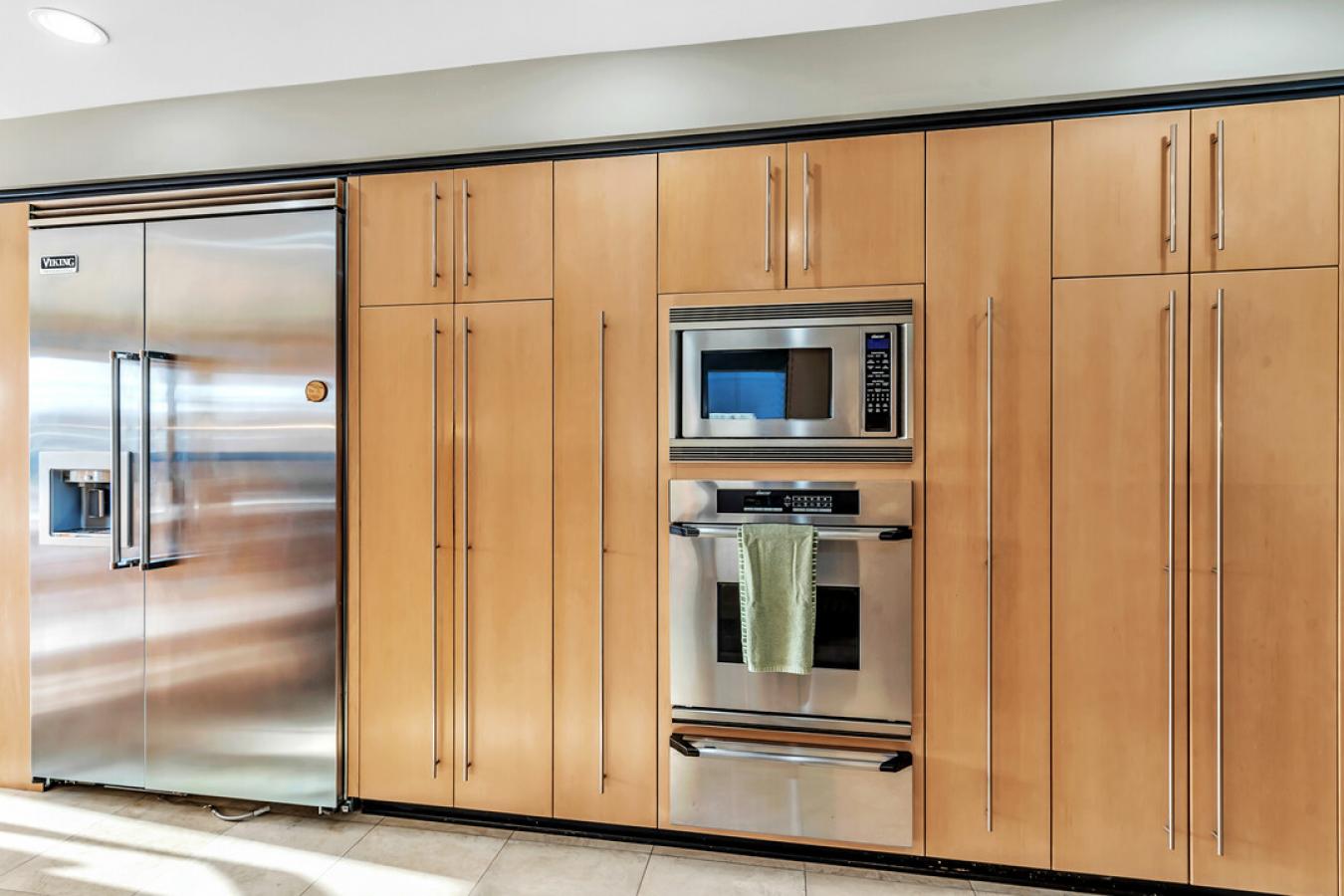 Coronado, California, 92118, United States, 5 Bedrooms Bedrooms, ,3 BathroomsBathrooms,Residential,For Sale,1831652