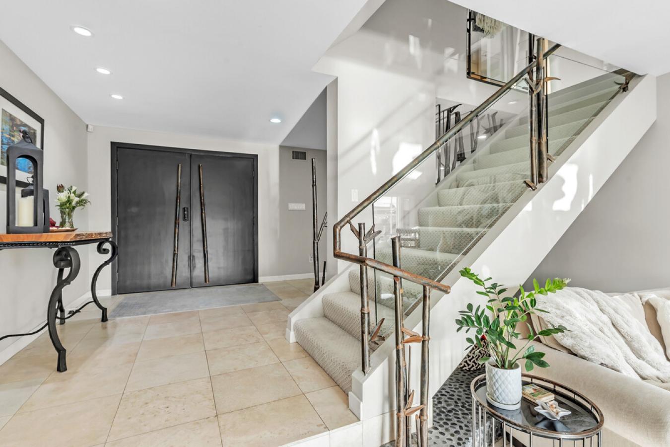 Coronado, California, 92118, United States, 5 Bedrooms Bedrooms, ,3 BathroomsBathrooms,Residential,For Sale,1831652