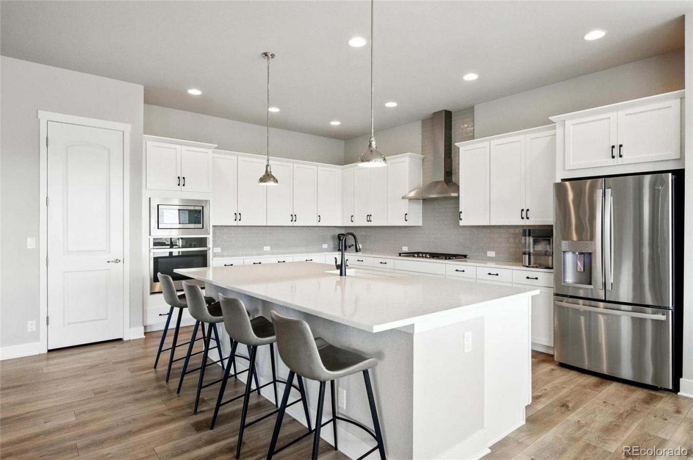 Arvada, Colorado, 80007, United States, 5 Bedrooms Bedrooms, ,4 BathroomsBathrooms,Residential,For Sale,1841185