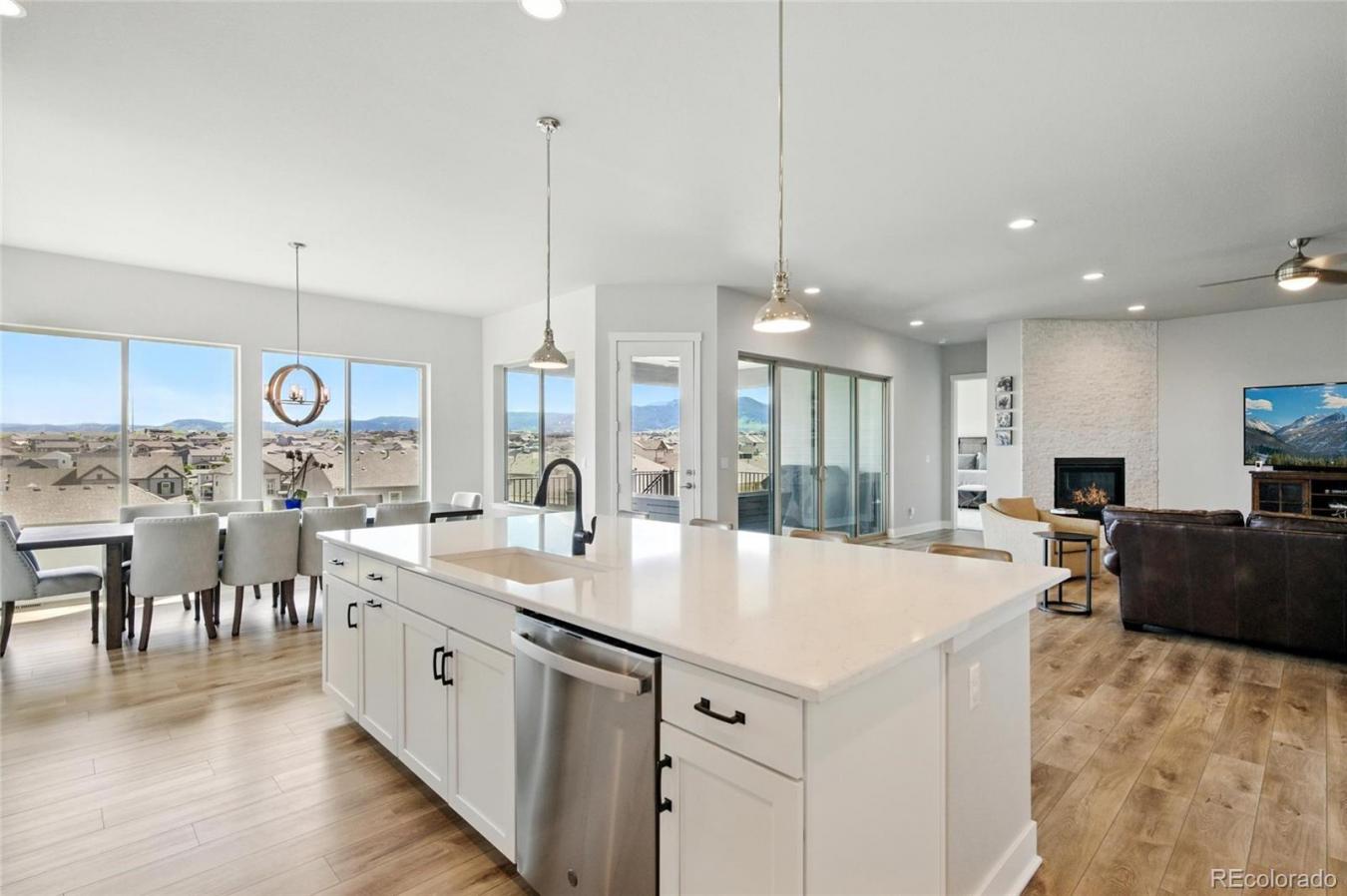 Arvada, Colorado, 80007, United States, 5 Bedrooms Bedrooms, ,4 BathroomsBathrooms,Residential,For Sale,1841185