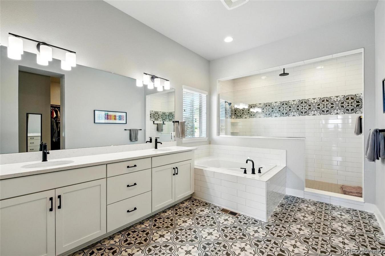 Arvada, Colorado, 80007, United States, 5 Bedrooms Bedrooms, ,4 BathroomsBathrooms,Residential,For Sale,1841185