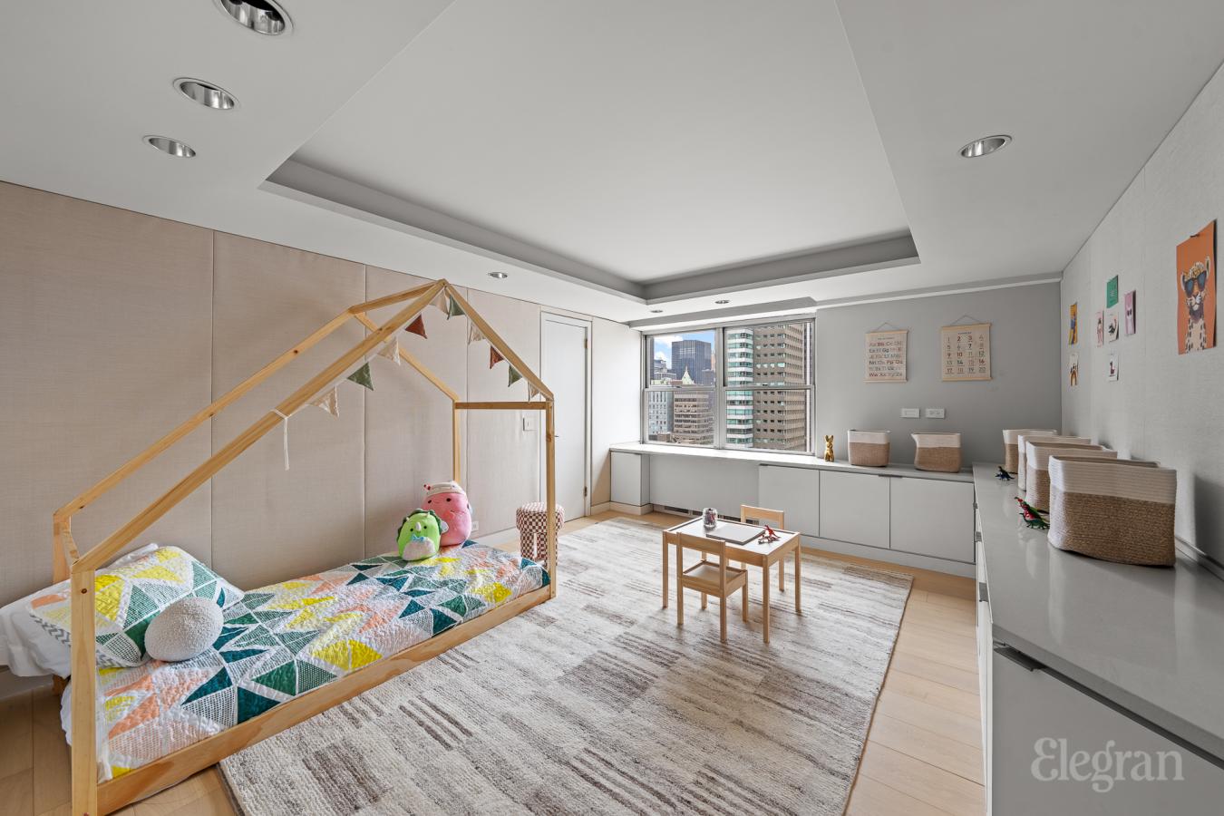 New York, New York, 10022, United States, 5 Bedrooms Bedrooms, ,6 BathroomsBathrooms,Residential,For Sale,1831651