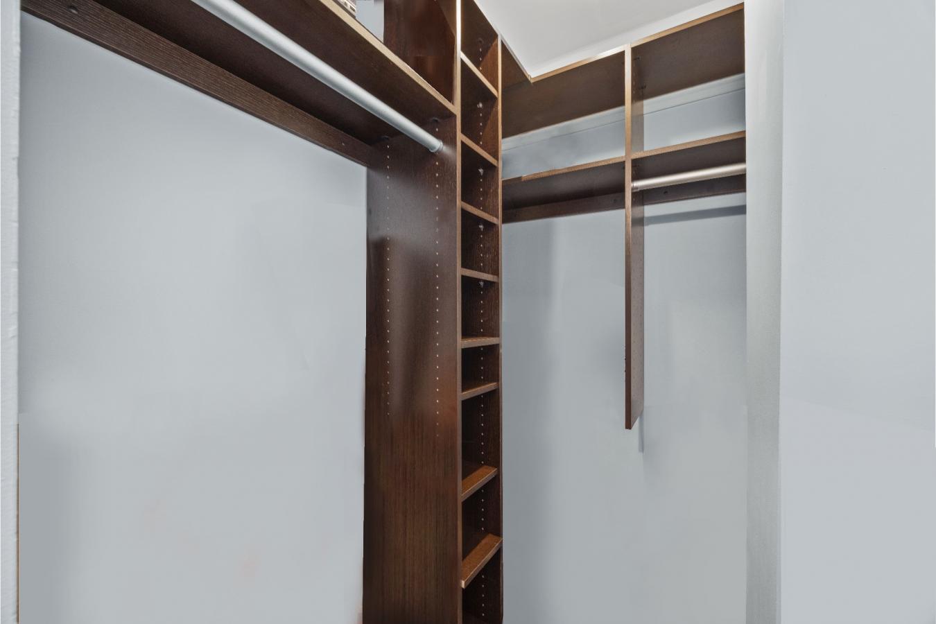 New York, New York, 10011, United States, 1 Bedroom Bedrooms, ,1 BathroomBathrooms,Residential,For Sale,1841172