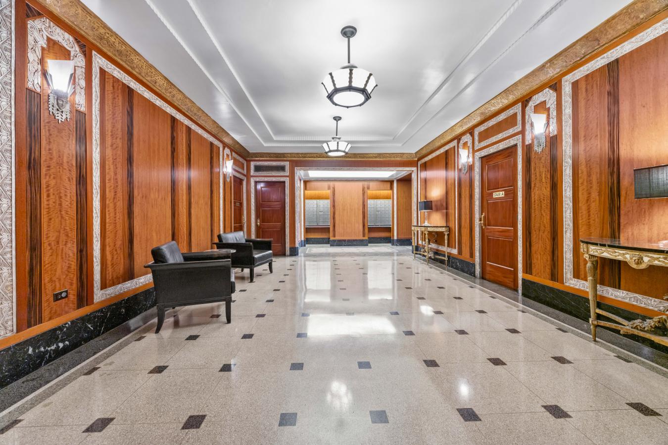 New York, New York, 10011, United States, 1 Bedroom Bedrooms, ,1 BathroomBathrooms,Residential,For Sale,1841172