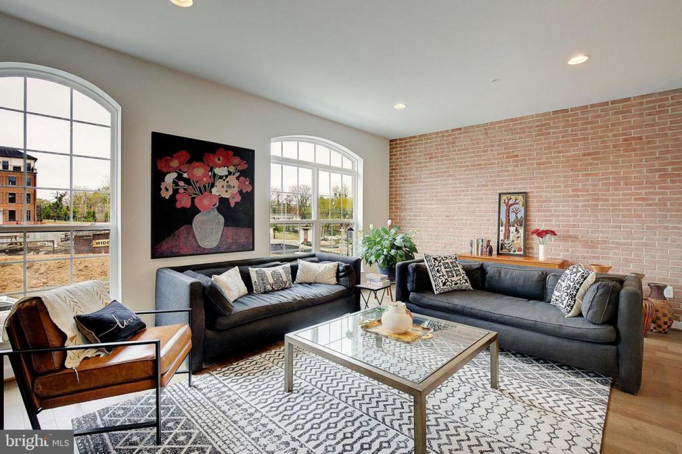 NATIONAL HARBOR, Maryland, 20745, United States, 3 Bedrooms Bedrooms, ,3 BathroomsBathrooms,Residential,For Sale,1841171