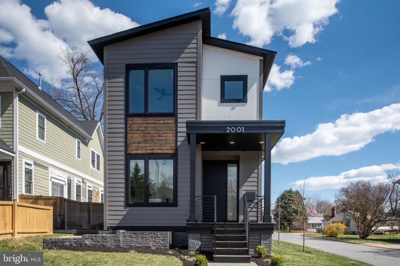 ARLINGTON, Virginia, 22207, United States, 6 Bedrooms Bedrooms, ,4 BathroomsBathrooms,Residential,For Sale,1841170