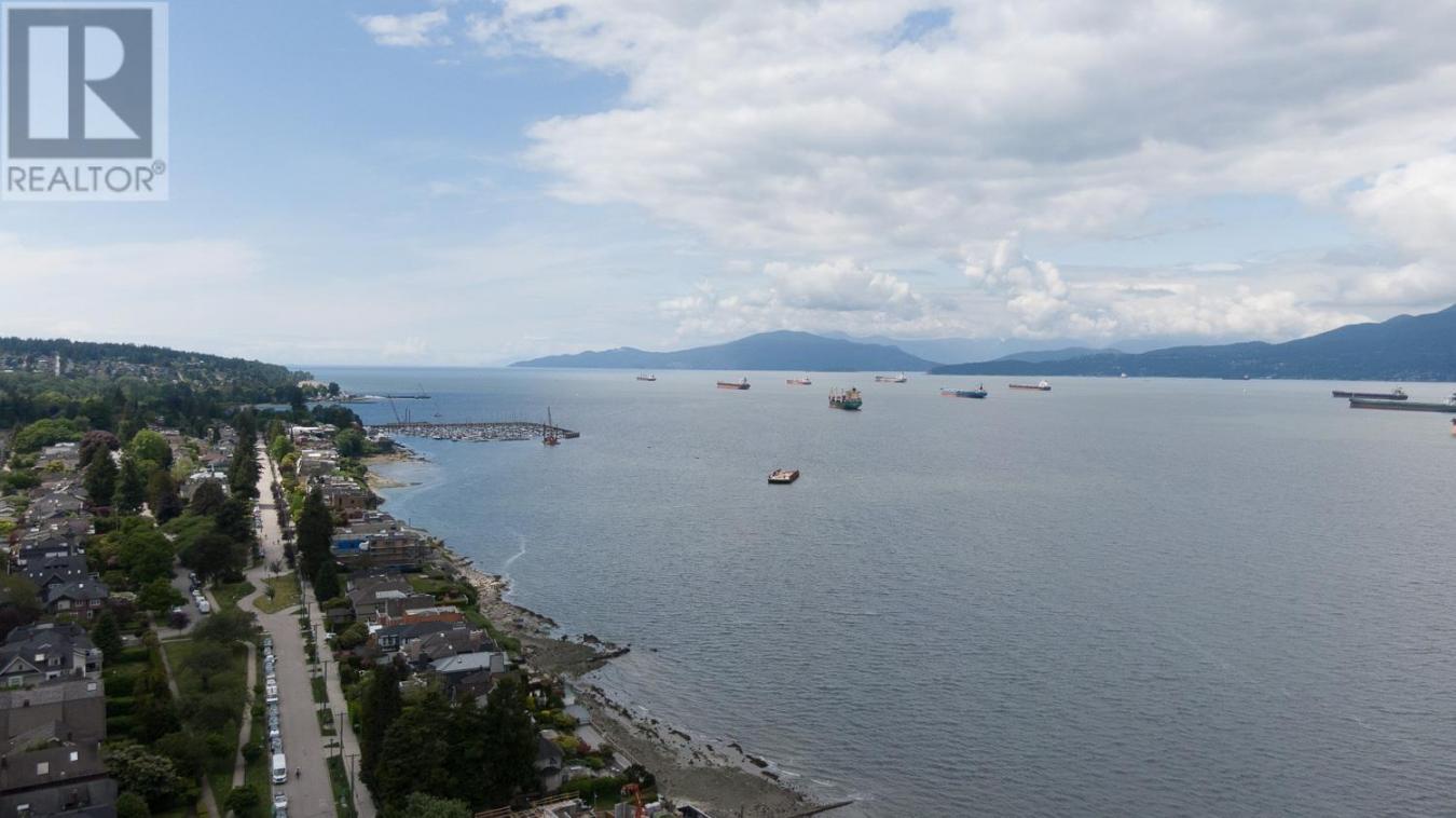 Vancouver, BC, V6K1B1, Canada, 5 Bedrooms Bedrooms, ,4 BathroomsBathrooms,Residential,For Sale,1834422