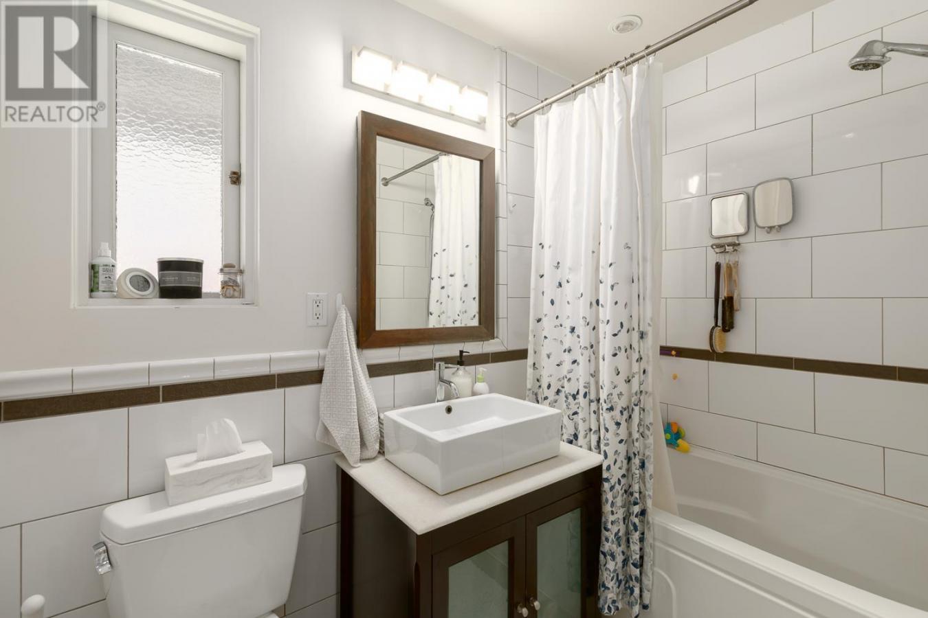 Vancouver, BC, V6K1B1, Canada, 5 Bedrooms Bedrooms, ,4 BathroomsBathrooms,Residential,For Sale,1834422