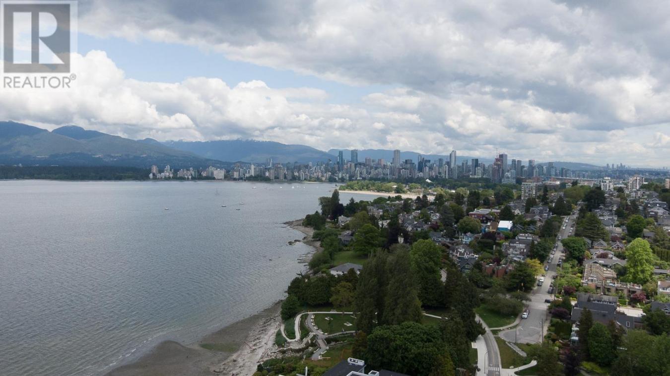 Vancouver, BC, V6K1B1, Canada, 5 Bedrooms Bedrooms, ,4 BathroomsBathrooms,Residential,For Sale,1834422