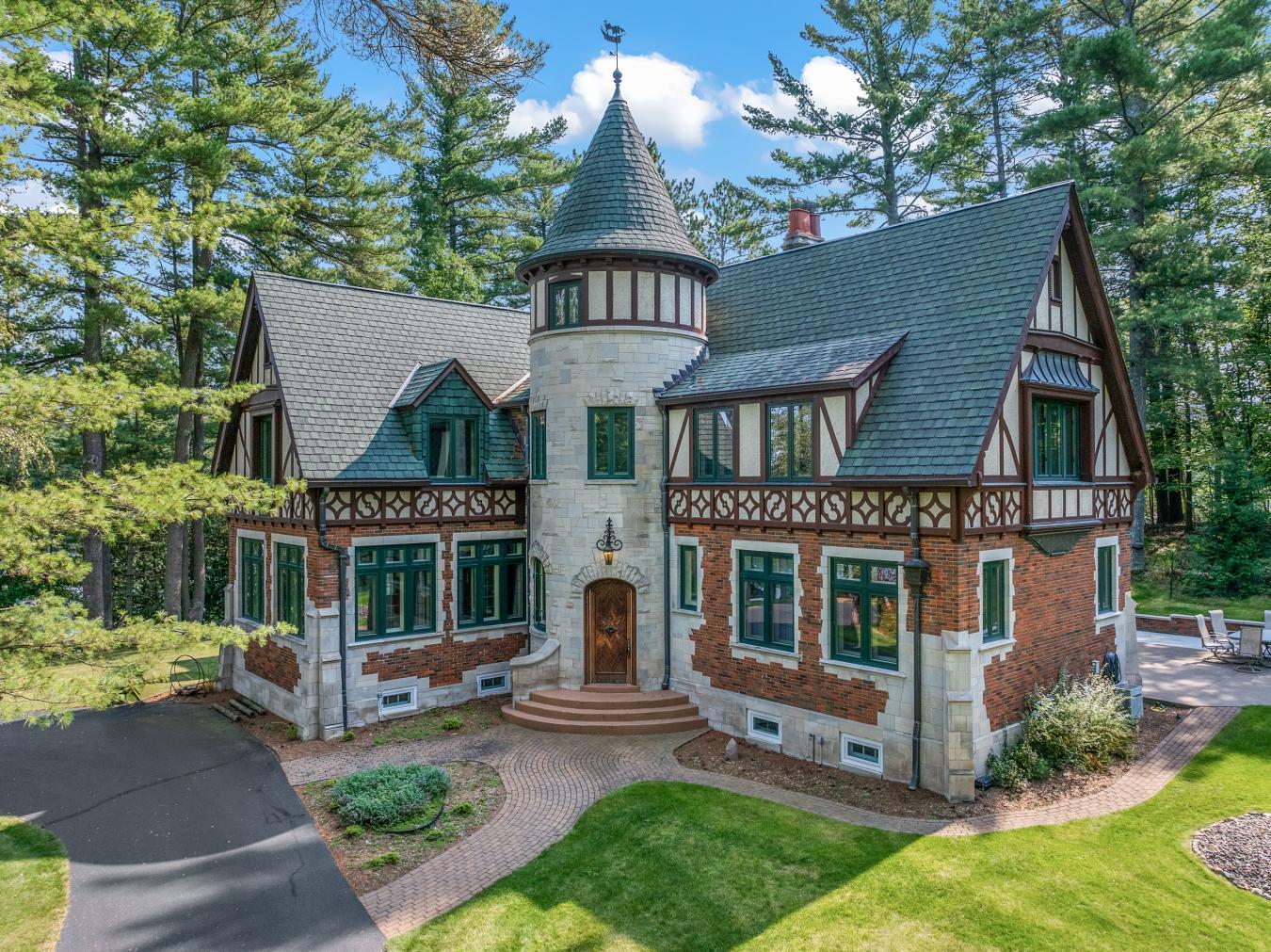 Eagle River, Wisconsin, 54521, United States, 12 Bedrooms Bedrooms, ,12 BathroomsBathrooms,Residential,For Sale,1832125