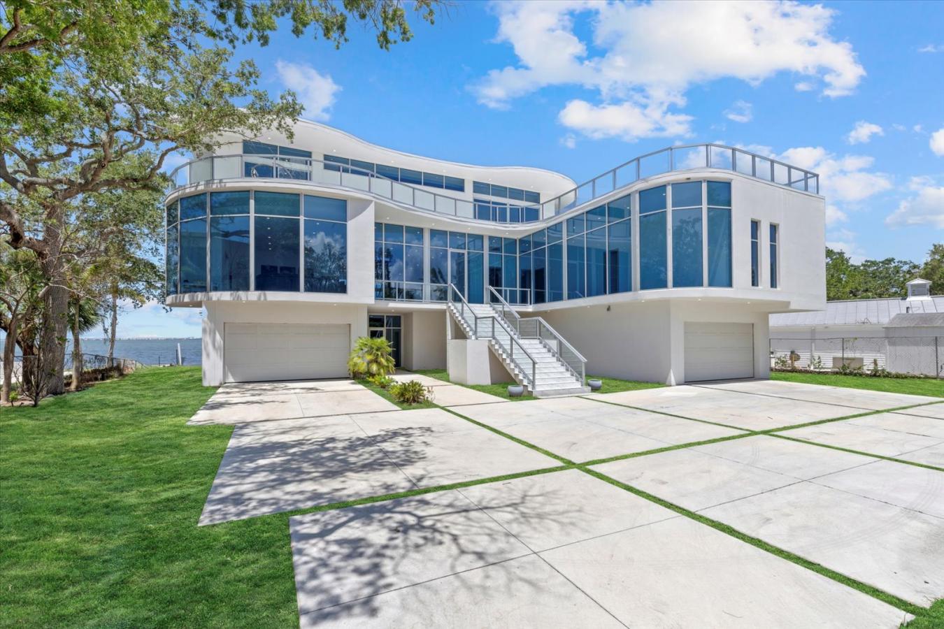 Sarasota, Sarasota County, 34234, United States, 8 Bedrooms Bedrooms, ,8 BathroomsBathrooms,Residential,For Sale,1843275