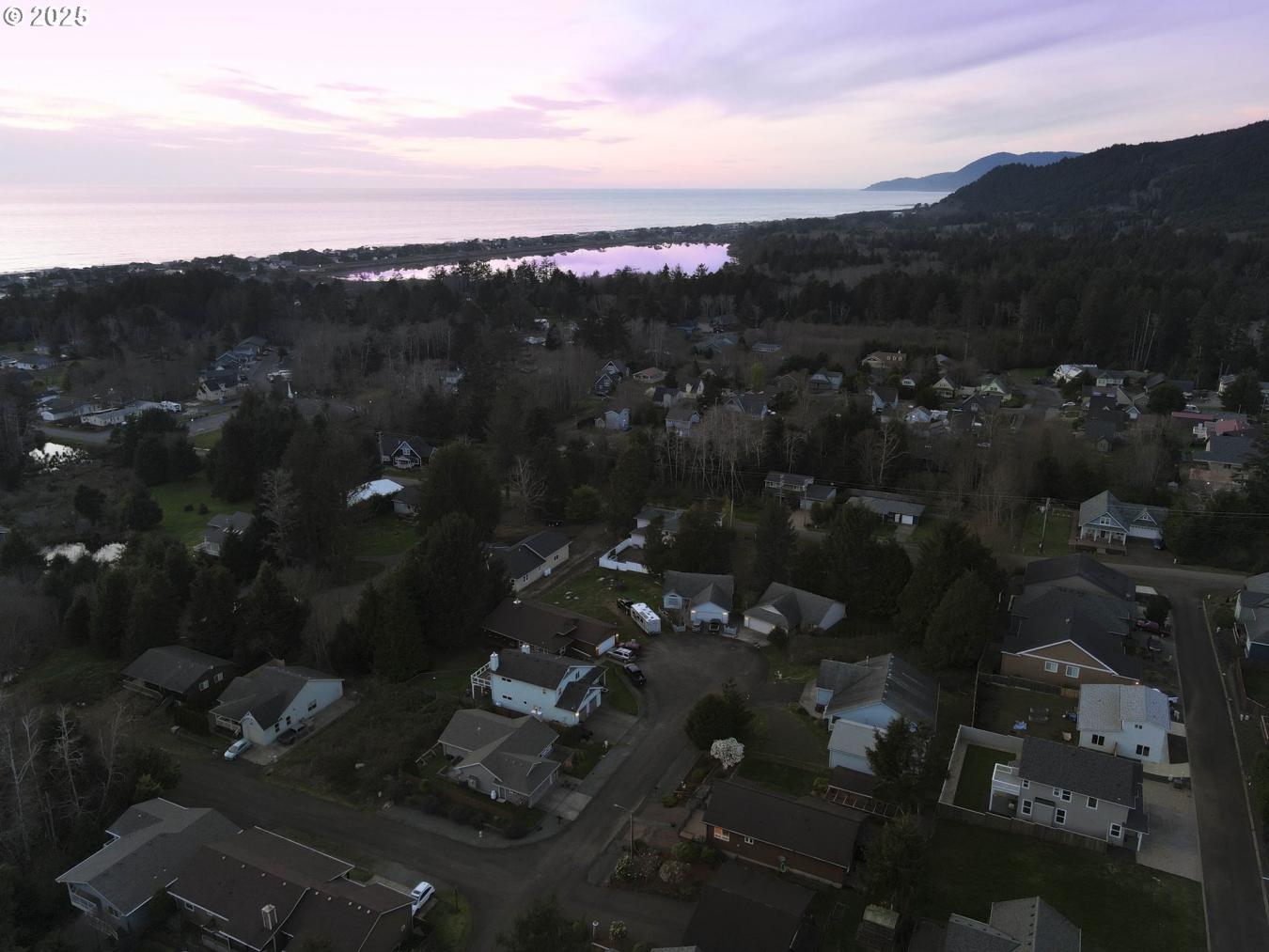 RockawayBeach, Oregon, 97136, United States, 3 Bedrooms Bedrooms, ,2 BathroomsBathrooms,Residential,For Sale,1843270