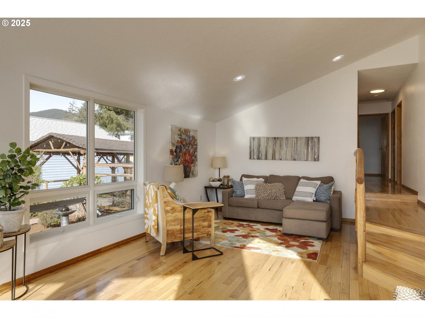 RockawayBeach, Oregon, 97136, United States, 3 Bedrooms Bedrooms, ,2 BathroomsBathrooms,Residential,For Sale,1843270