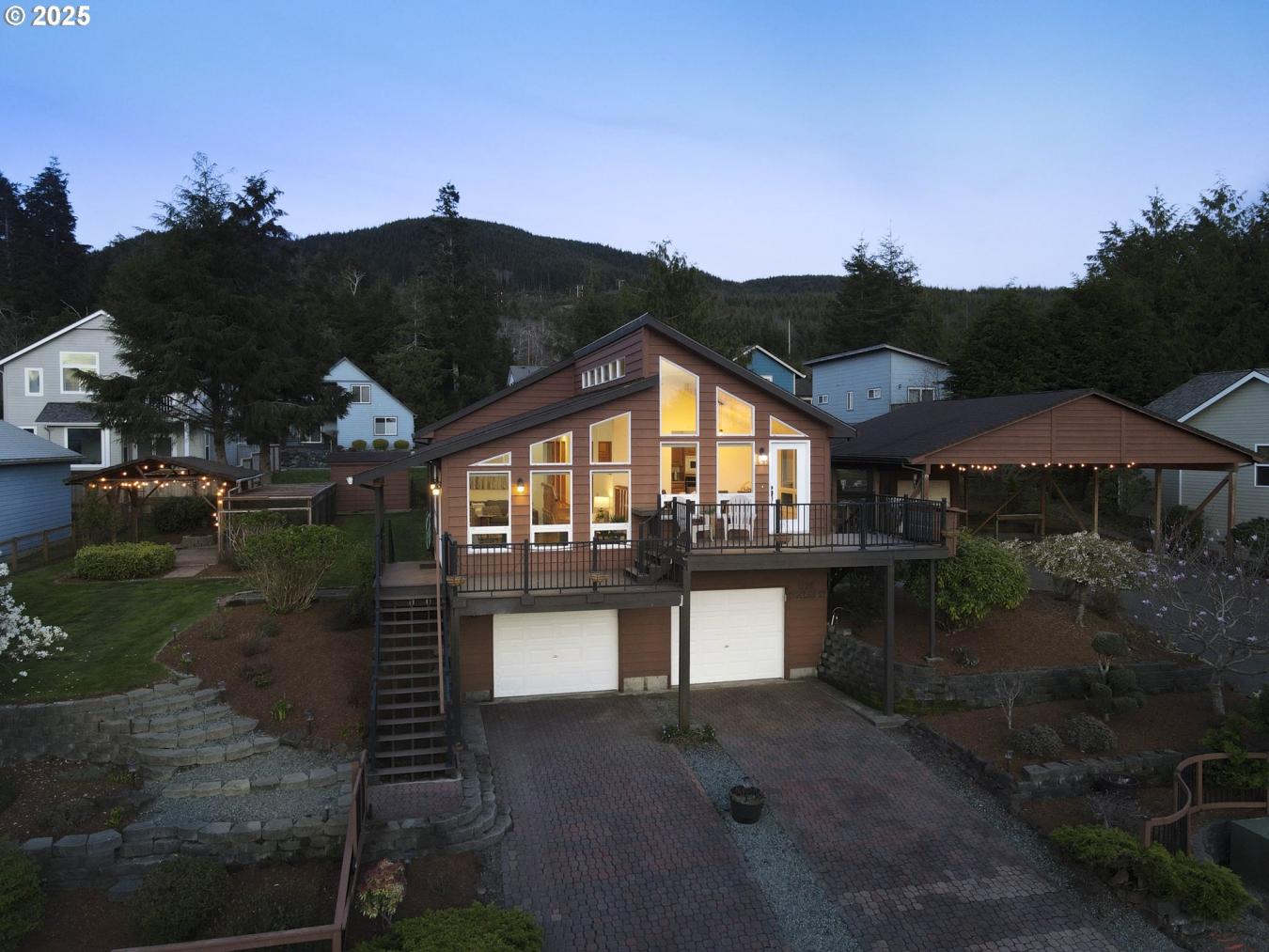 RockawayBeach, Oregon, 97136, United States, 3 Bedrooms Bedrooms, ,2 BathroomsBathrooms,Residential,For Sale,1843270